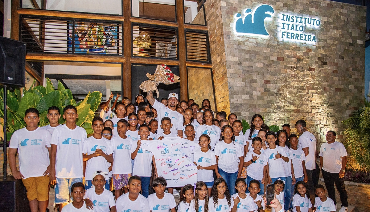 Instituto Italo Ferreira: projeto social do Campeão Mundial e Olímpico de Surfe completa 1 ano